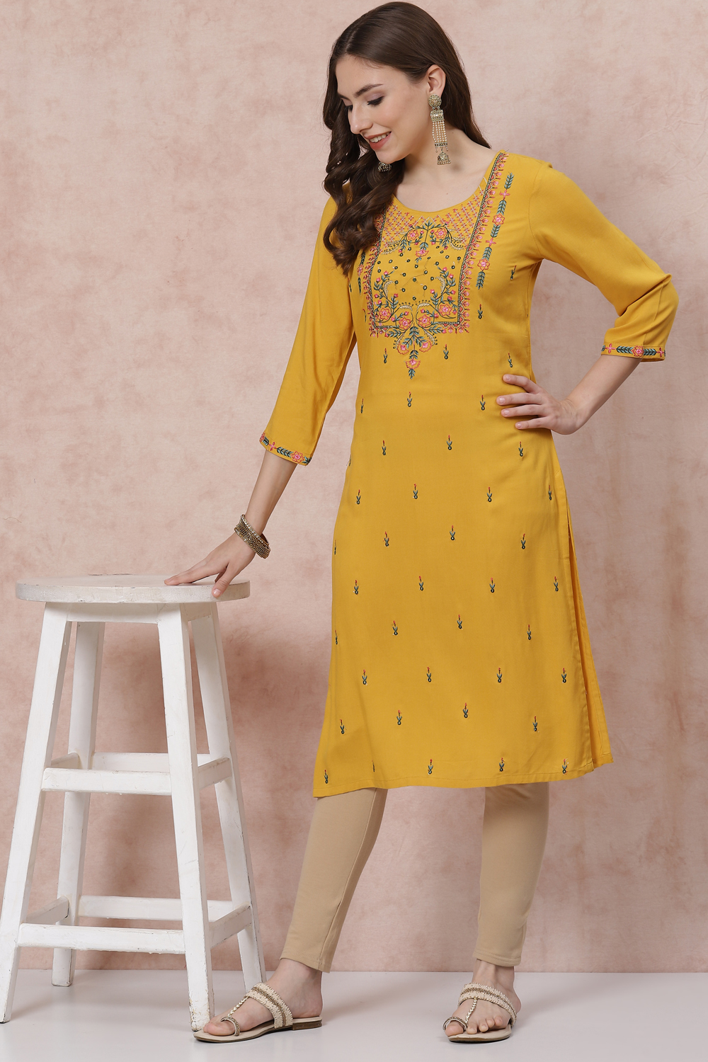 Mustard LIVA Straight Kurta image number 5